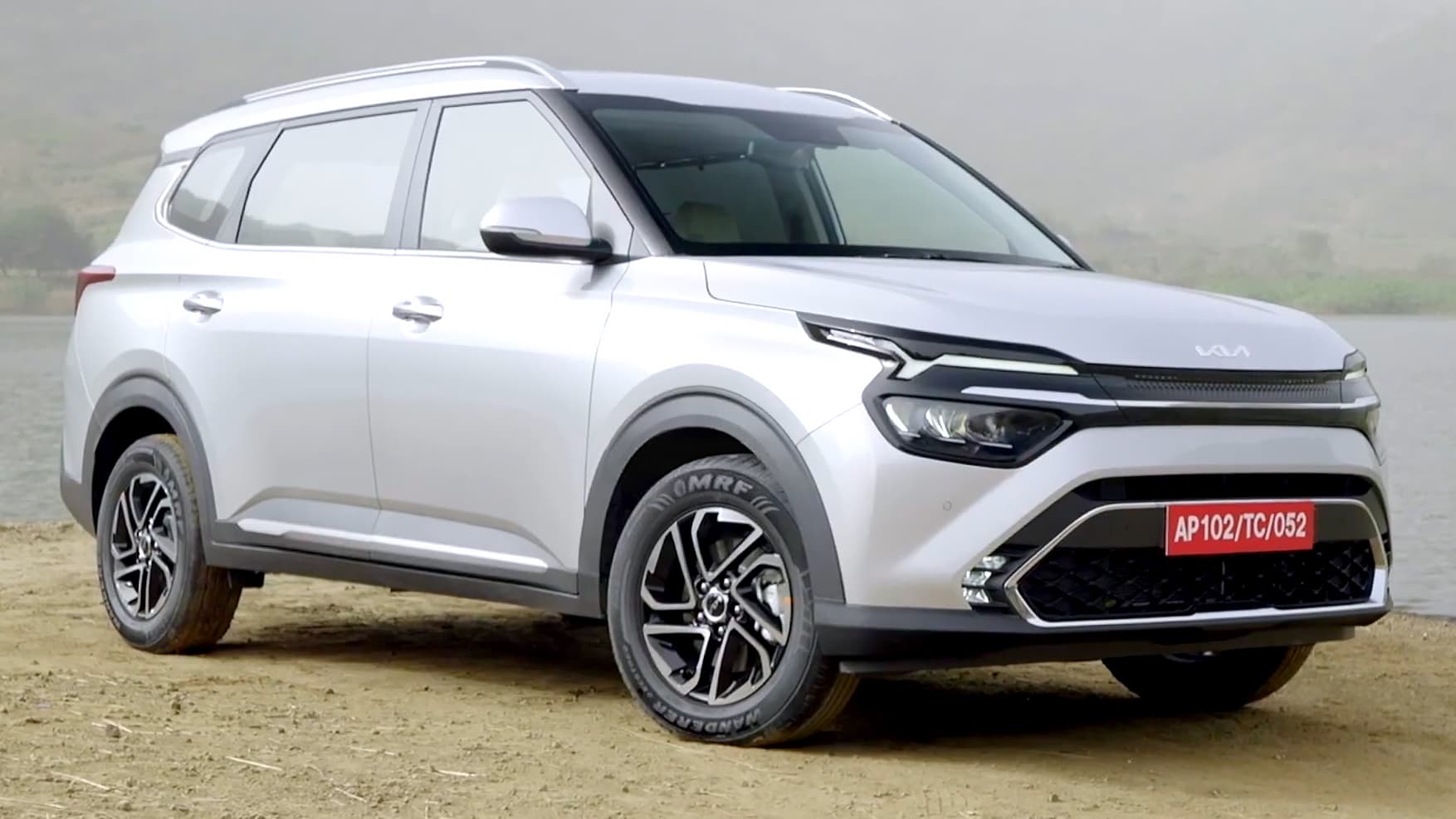 Kia Carens — MPV for Quadri Taxi Service